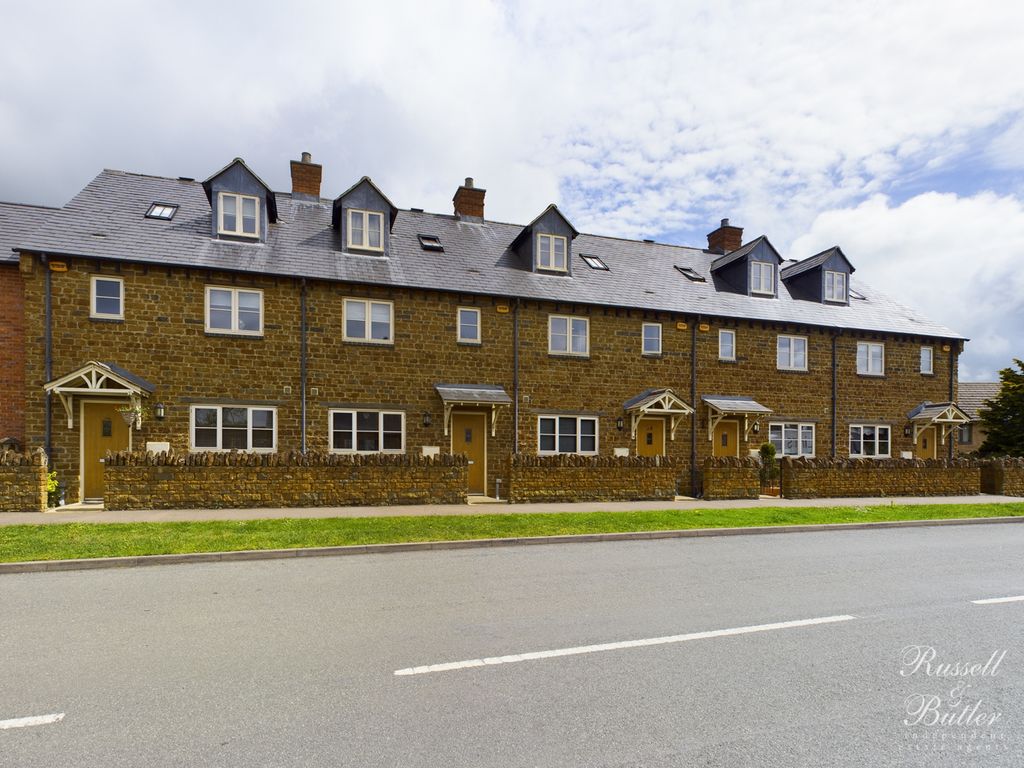 3 bed terraced house for sale in Main Road, Middleton Cheney, Banbury