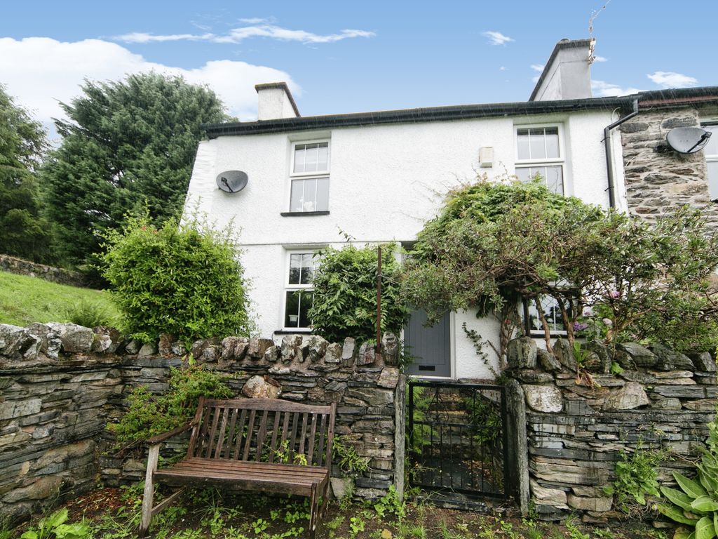 3 bed end terrace house for sale in Bryn Afon, Tanygrisiau, Blaenau