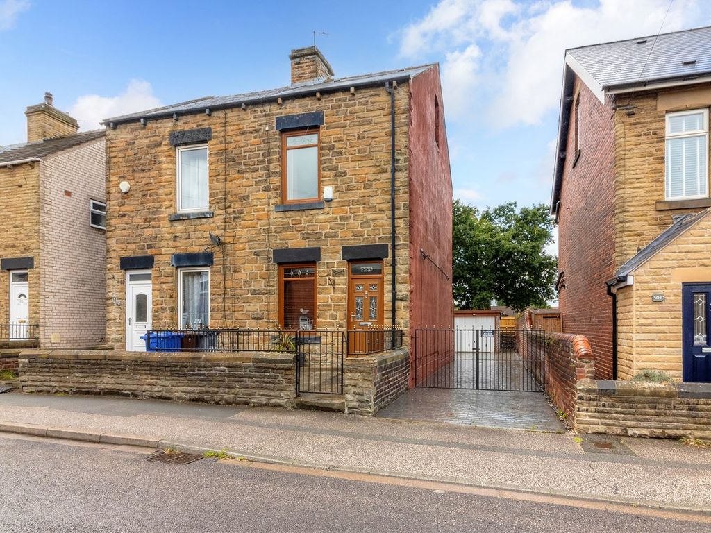 3 bed semidetached house for sale in Sheffield Road, Birdwell