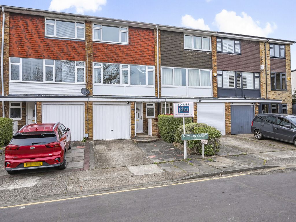 3 bed detached house to rent in Southlands Grove, Bickley, Kent BR1, £2,000 pcm Zoopla