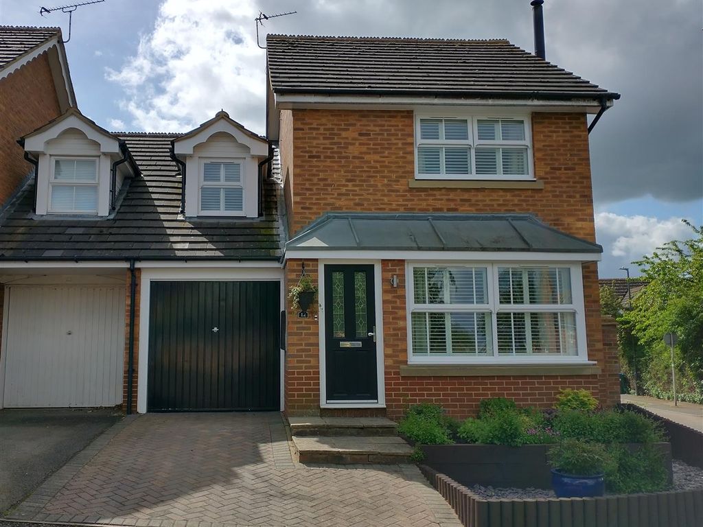 Simmons Court, Aylesbury HP21  