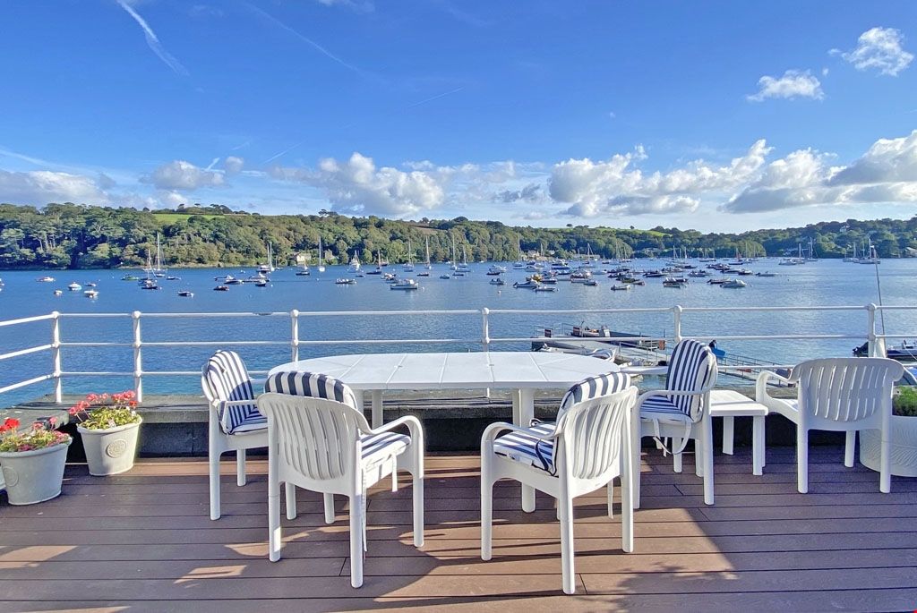 3 bed flat for sale in Helford Passage, Helford River, Cornwall TR11, £