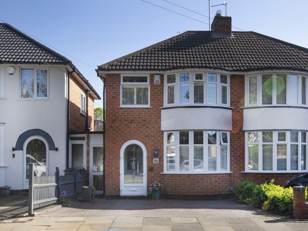 3 bed semidetached house for sale in Charlbury Crescent, Birmingham