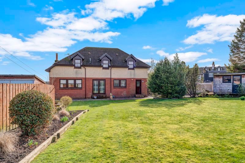 4 bed villa for sale in 62 New Street, Dalry KA24, £260,000 Zoopla