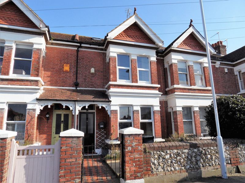 3 bed terraced house to rent in Westcourt Road, Broadwater, Worthing