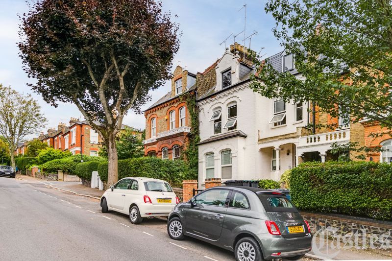 2 bed flat for sale in Womersley Road, London N8, £595,000 Zoopla