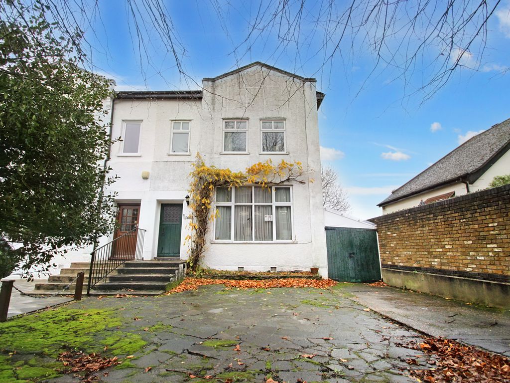 4 bed semidetached house for sale in Mornington Road, Woodford Green
