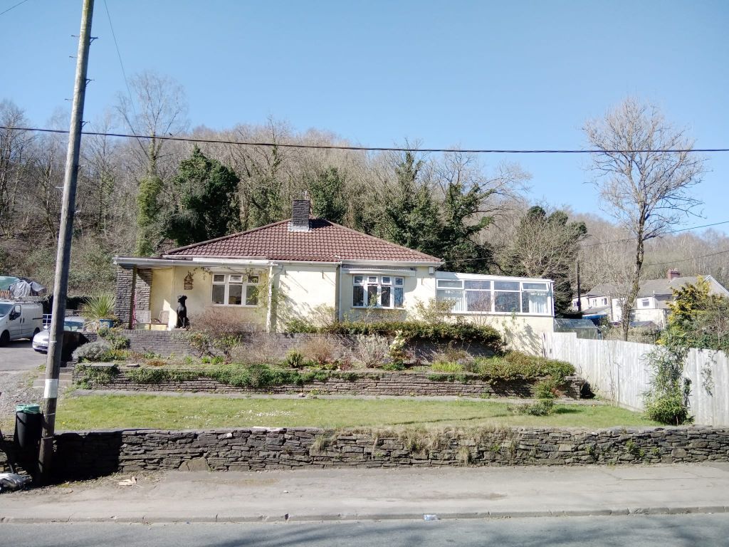 3 bed detached bungalow for sale in Ynysybwl Road, Pontypridd CF37 Zoopla