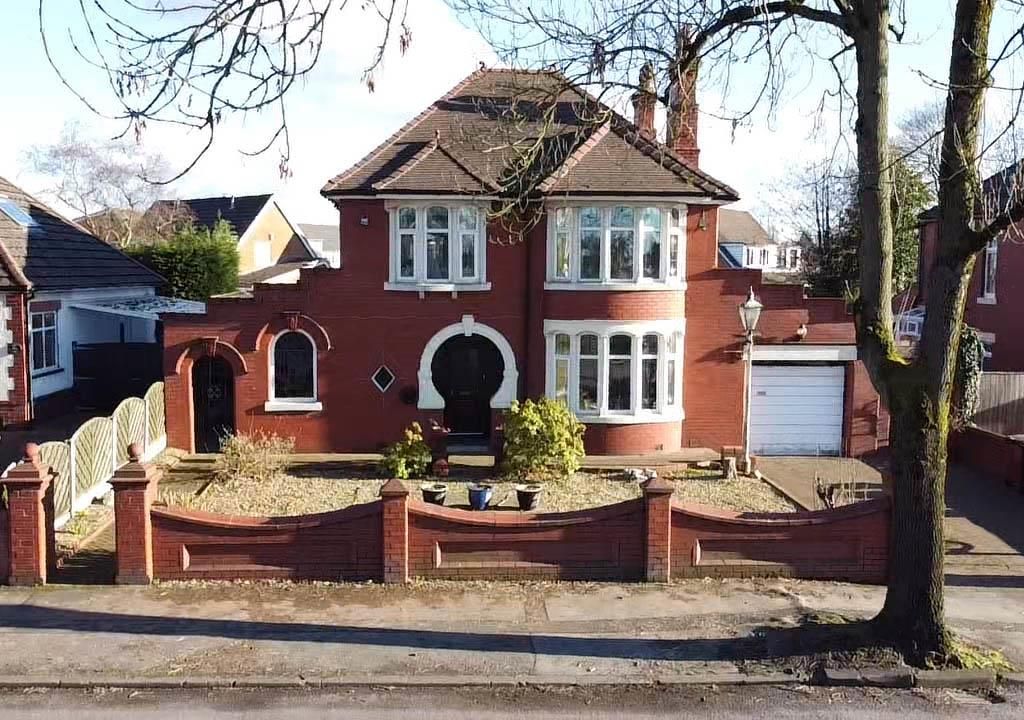 3 bed detached house for sale in Tong Road, Little Lever, Bolton BL3