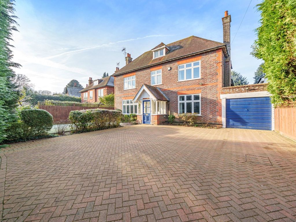 4 bed detached house for sale in Tuesley Lane, Godalming GU7 Zoopla