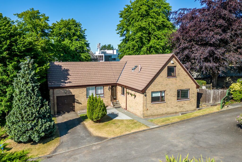 5 bed detached house for sale in Camphill Place, Broughty Ferry, Dundee