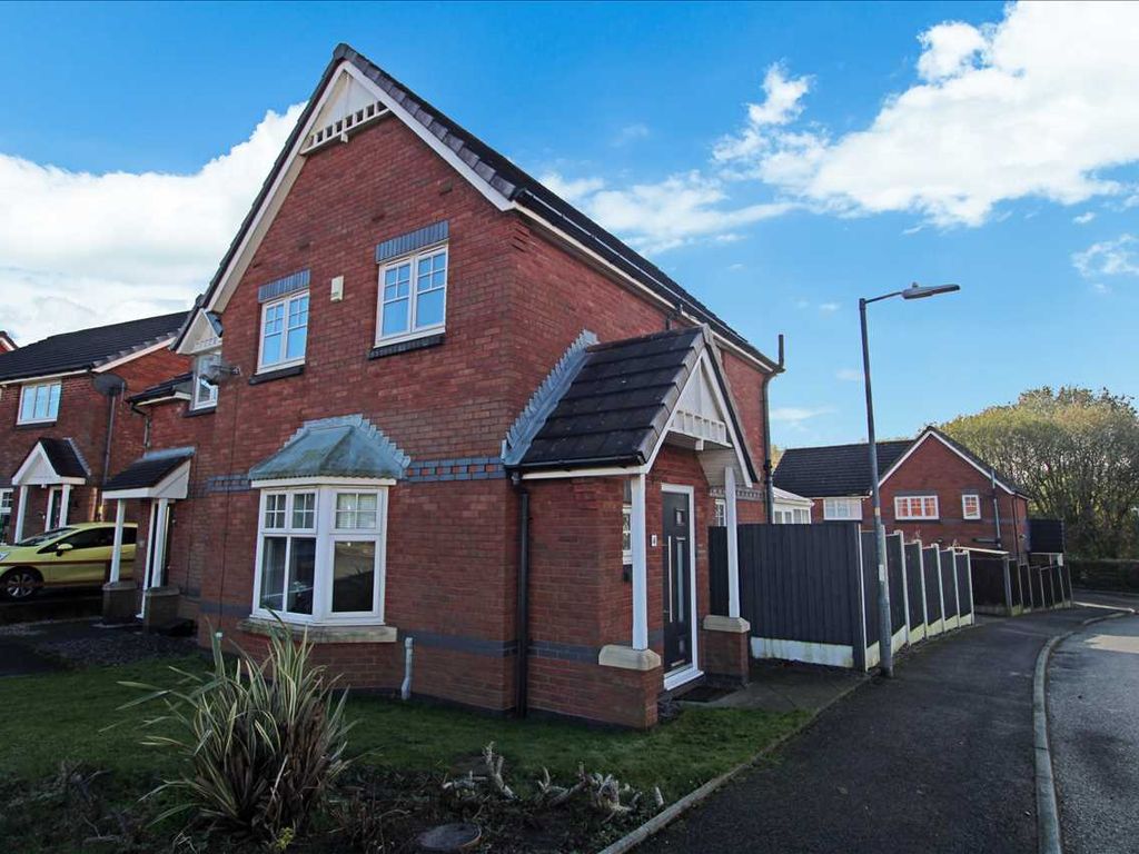 3 bed semidetached house for sale in Ingleby Close, Westhoughton