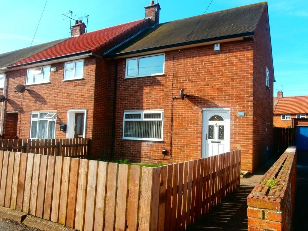 2 bed end terrace house to rent in Longford Grove, Hull, East Yorkshire