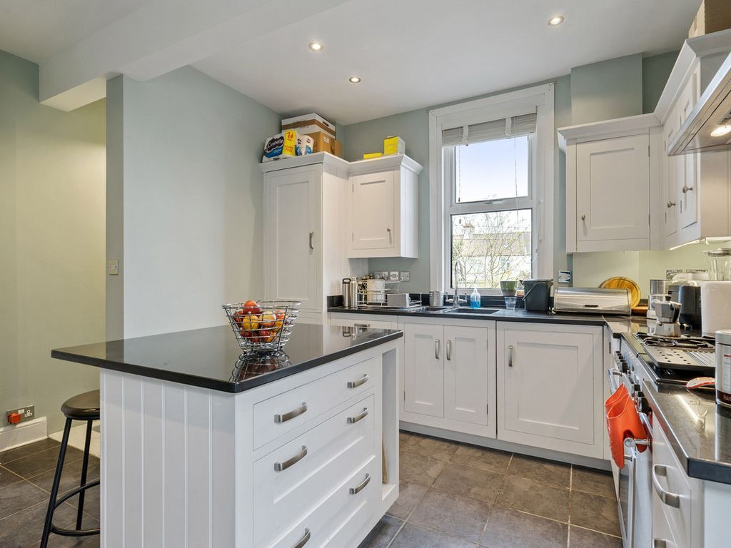 Lower Richmond Road, London SW14