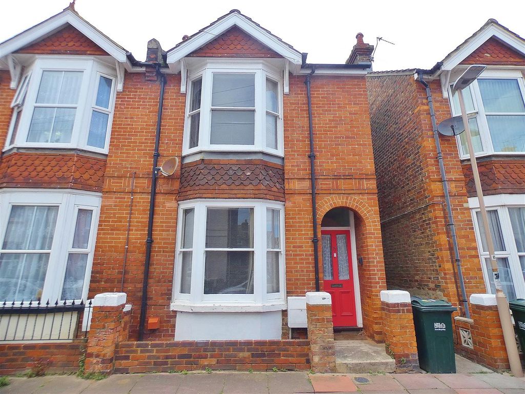 2 bed end terrace house for sale in Melbourne Road, Eastbourne BN22