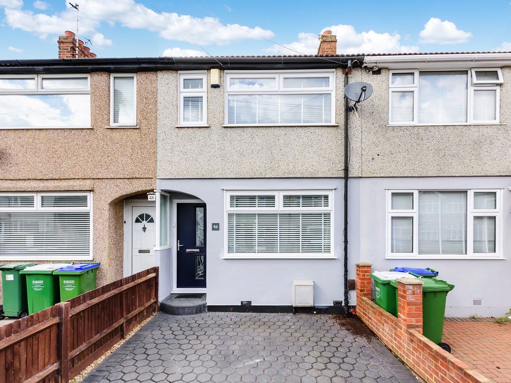 2 bed terraced house for sale in Cowper Close, Welling DA16 Zoopla