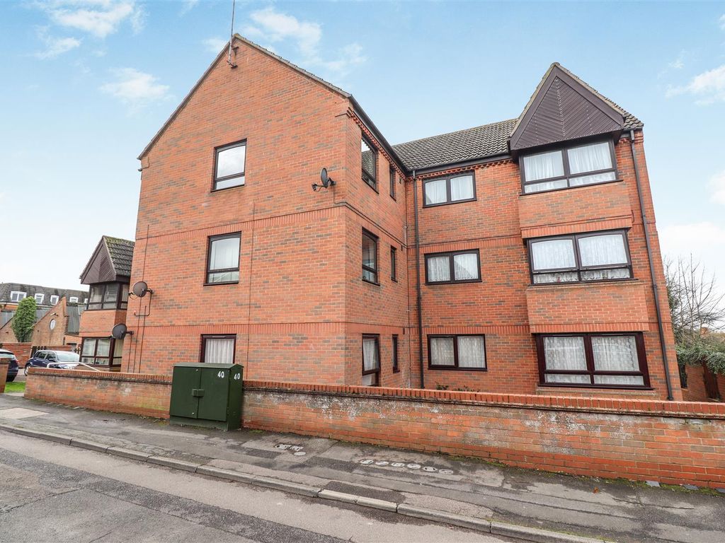 1 bed flat for sale in Chichele Court, North Street, Rushden NN10 Zoopla