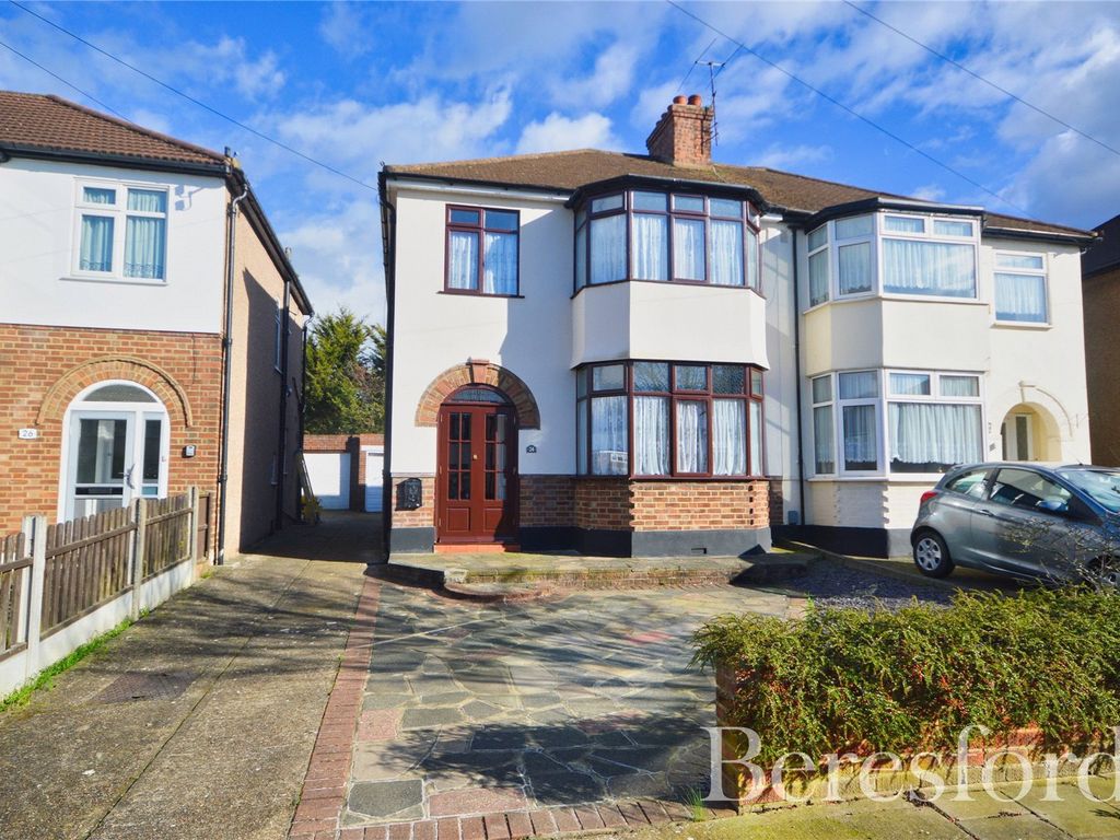 3 bed semidetached house for sale in Montrose Avenue, Gidea Park RM2