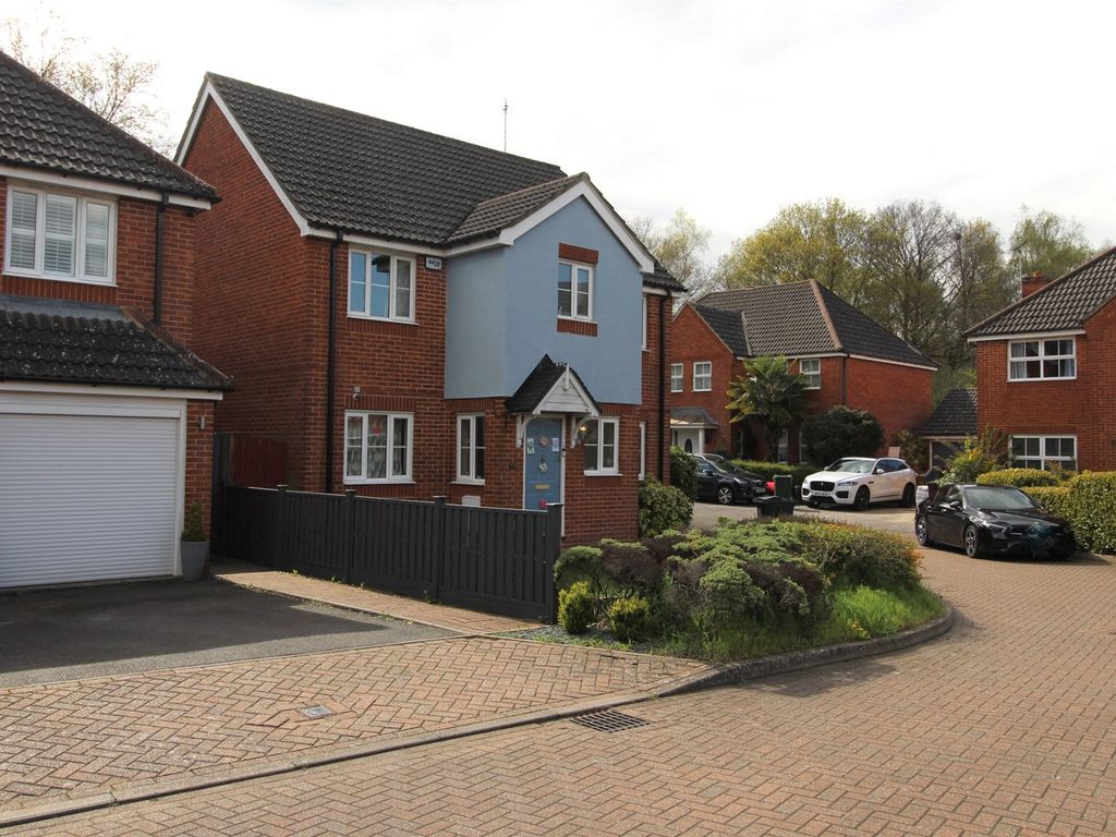 Room to rent in Waltham Close, Willesborough, Ashford, Kent TN24 Zoopla