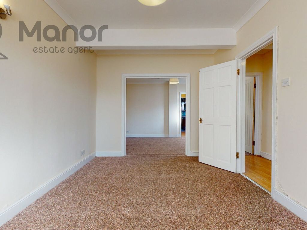 3 bed end terrace house to rent in Belton Road, Forest Gate E7 Zoopla