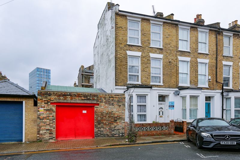 4 bed end terrace house for sale in Hargrave Road, London N19 Zoopla
