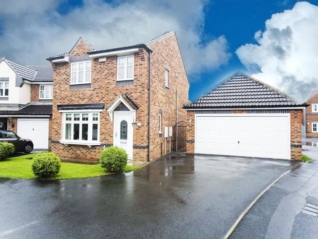 3 bed detached house for sale in Clover Drive, Hartlepool TS26, £