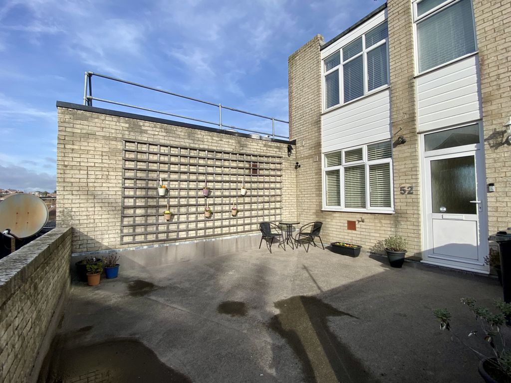 2 bed for sale in Framfield Way, Eastbourne, East Sussex