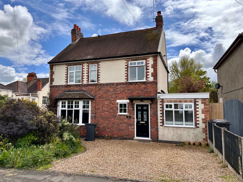 3 bed detached house for sale in Shawe Avenue, Weddington, Nuneaton