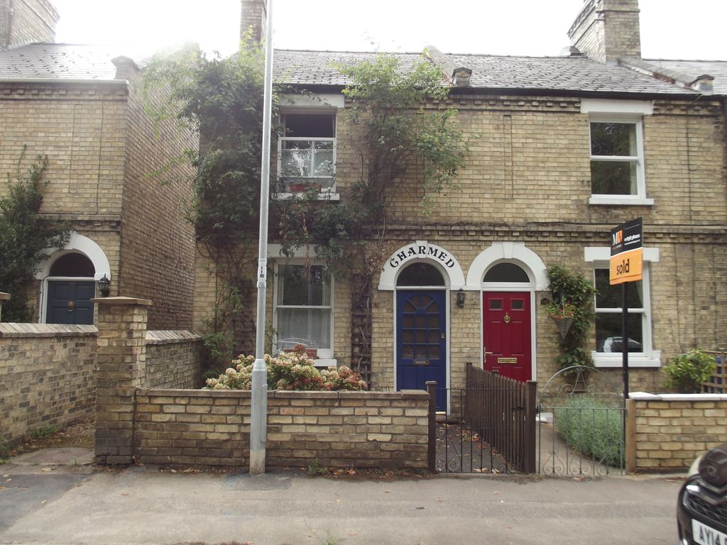 2 bed end terrace house for sale in Laceys Lane, Exning, Newmarket CB8