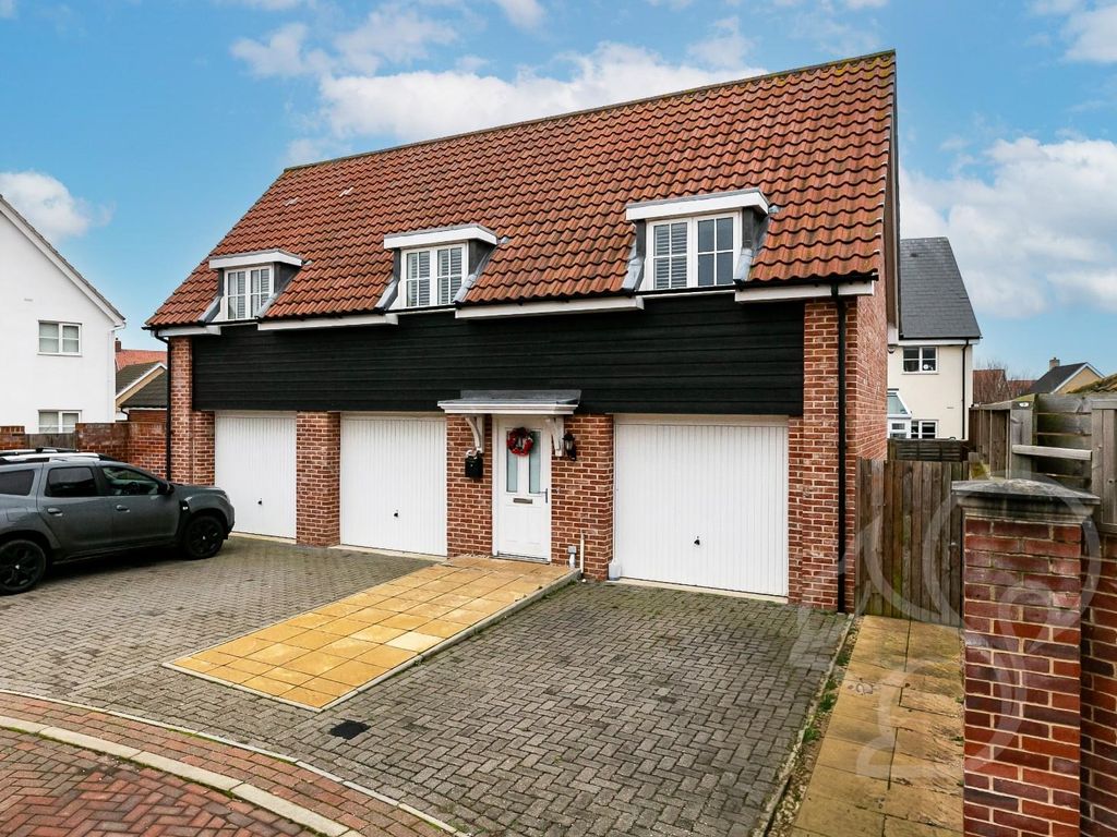 2 bed detached house for sale in Wilfreds Way, Brightlingsea
