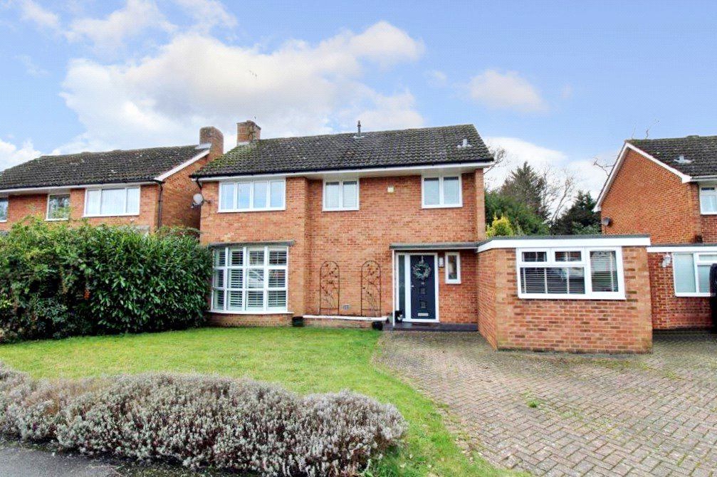 4 bed detached house for sale in High Beeches, Frimley, Camberley