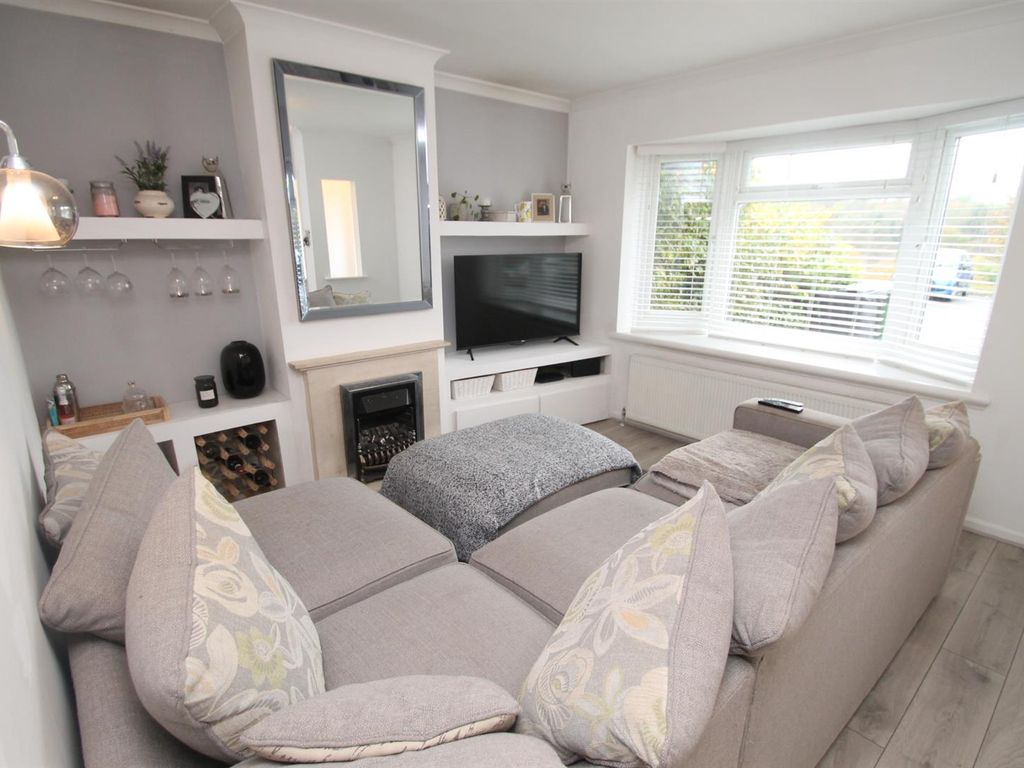 3 bed terraced house for sale in Dickens Road, Maidstone ME14, £300,000