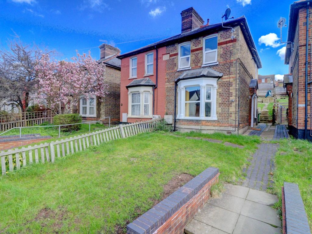 3 bed semidetached house for sale in Hughenden Road, High HP13