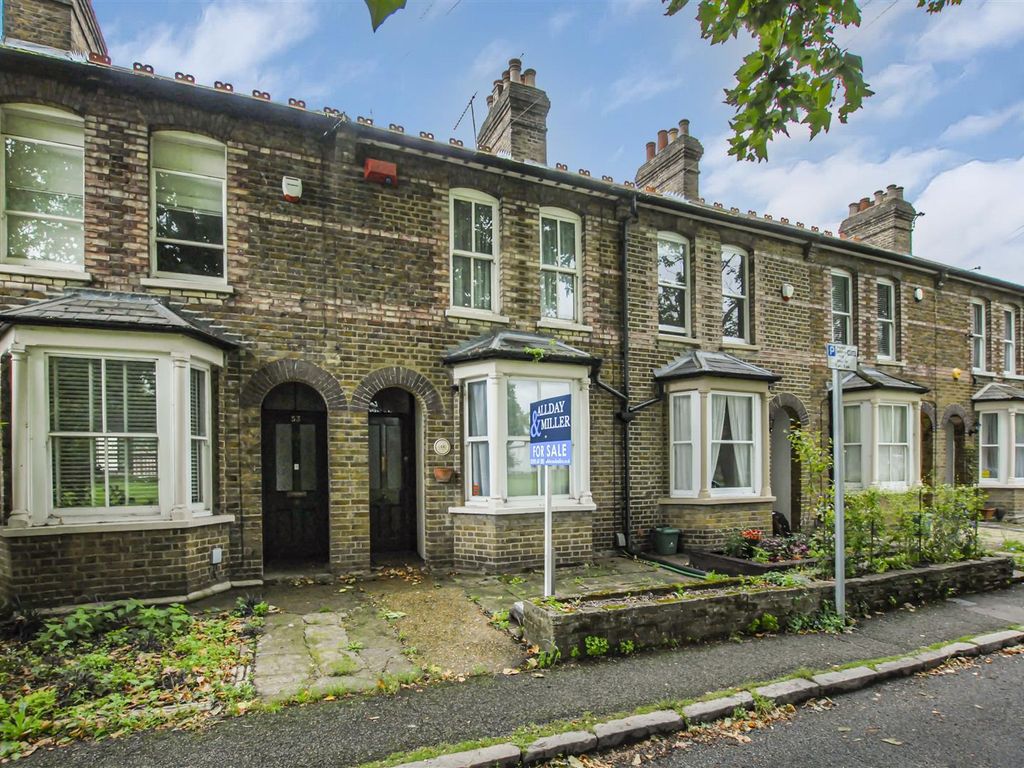 2 bed terraced house for sale in The Green, West Drayton UB7, £495,000