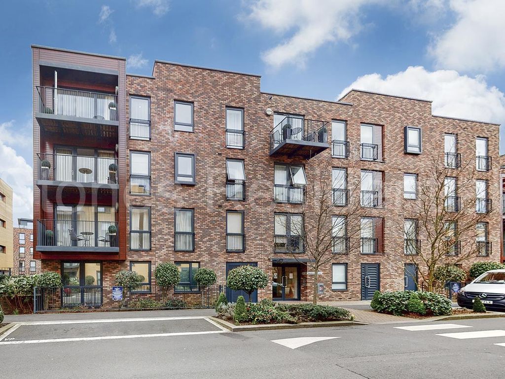 2 bed flat for sale in Letchworth Road, Stanmore HA7 Zoopla