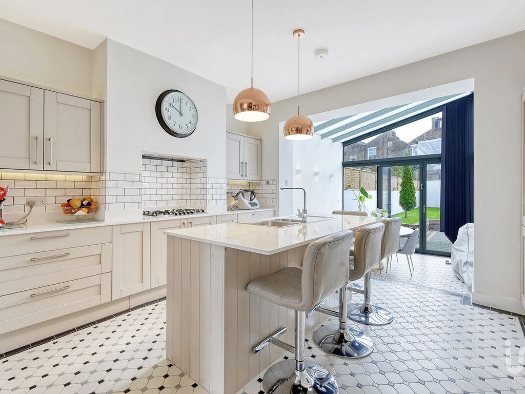 4 bed semidetached house for sale in Willes Road, London NW5, £