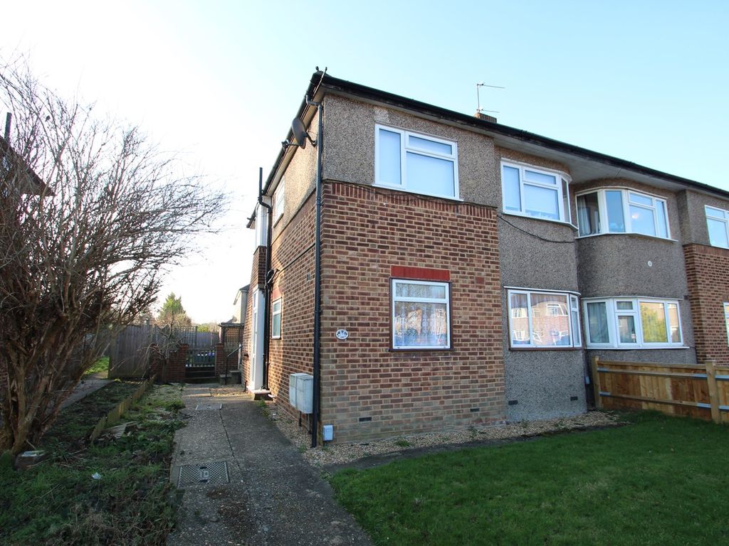 2 bed to rent in Kenilworth Road, Petts Wood, Orpington BR5