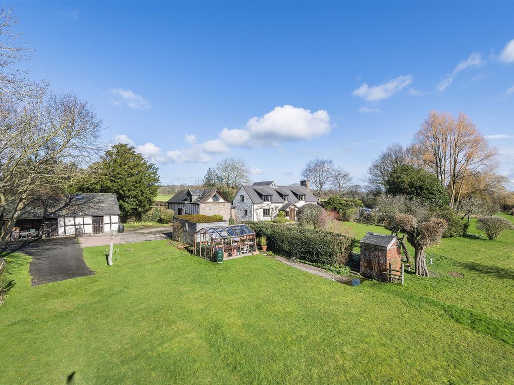 3 bed country house for sale in Upper Welson, Eardisley, Herefordshire