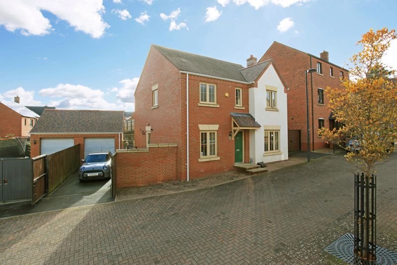 4 bed detached house for sale in Well Croft, Lawley Village, Telford