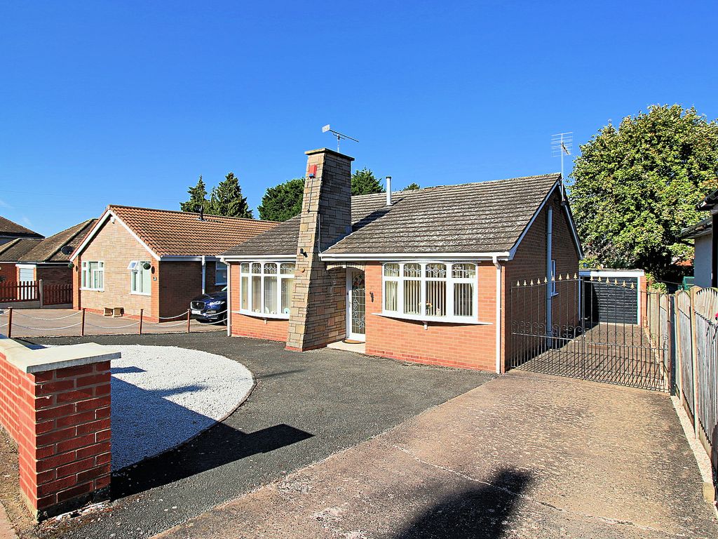 2 bed detached bungalow for sale in Melton Street, Earl Shilton LE9, £