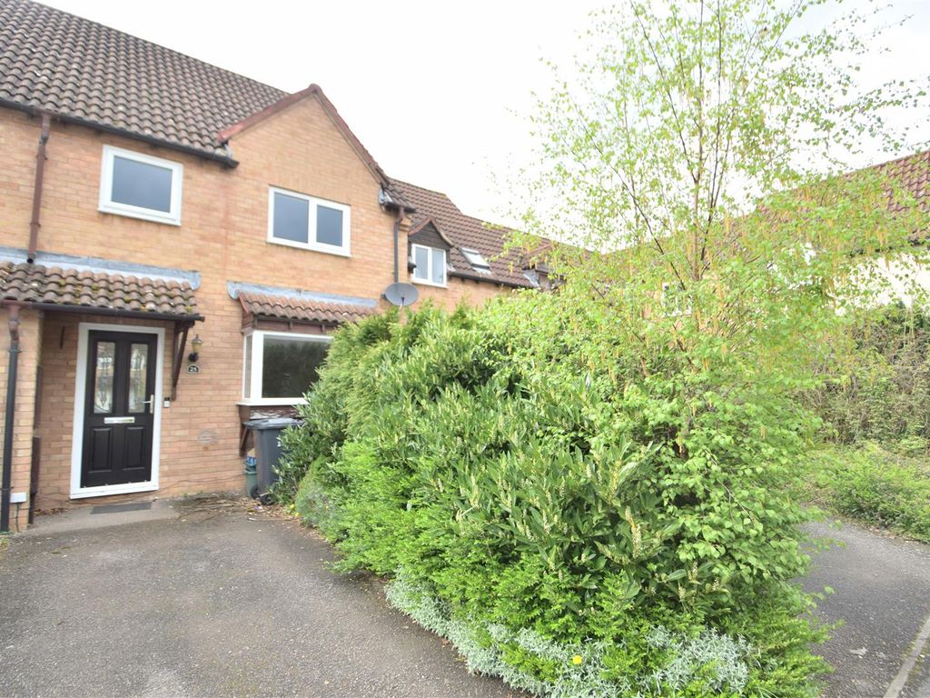 3 bed end terrace house for sale in Ferry Gardens, Quedgeley