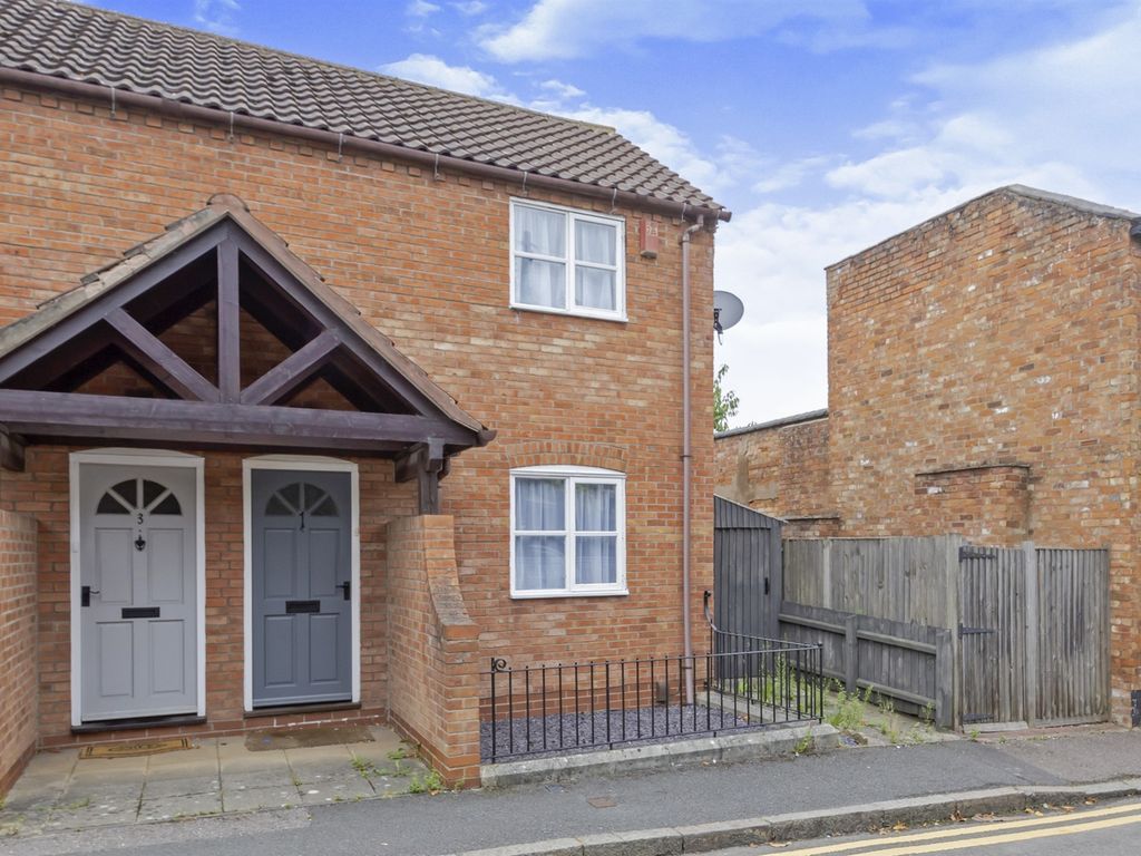 2 bed semidetached house for sale in King Street, Oadby, Leicester LE2 Zoopla