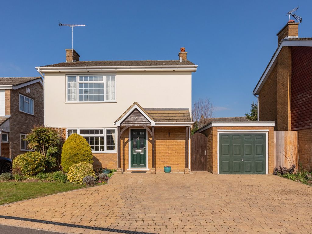 3 bed detached house for sale in Lowbrook Catchment, Fairlea