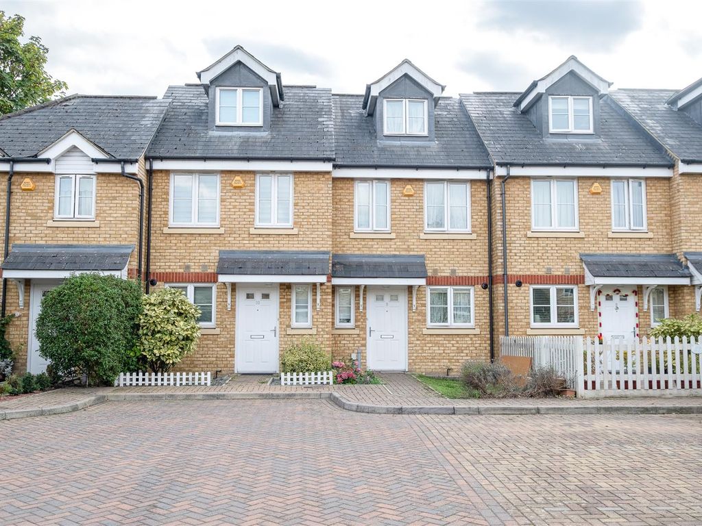 4 bed terraced house for sale in Egmont Mews, Ewell, Epsom KT19 Zoopla