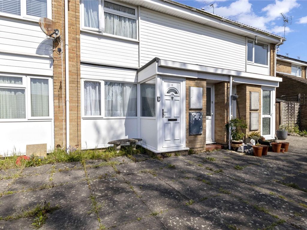1 bed flat for sale in Plover Close, Bognor Regis, West Sussex PO22