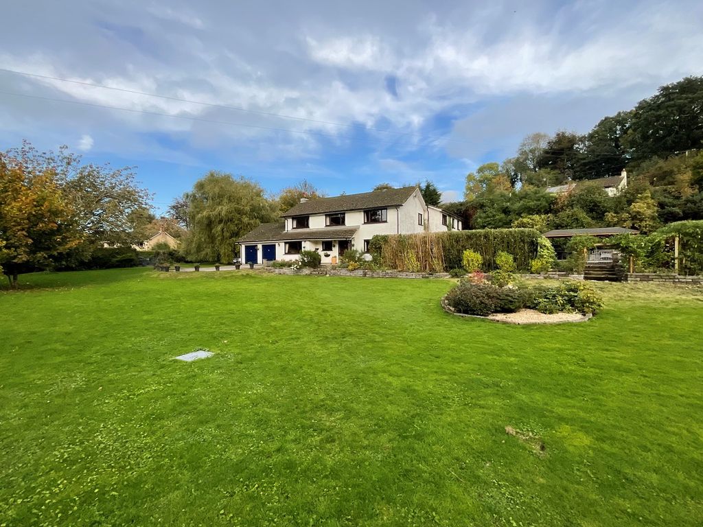 6 bed detached house for sale in Black Bear Close, Bettws Newydd, Usk