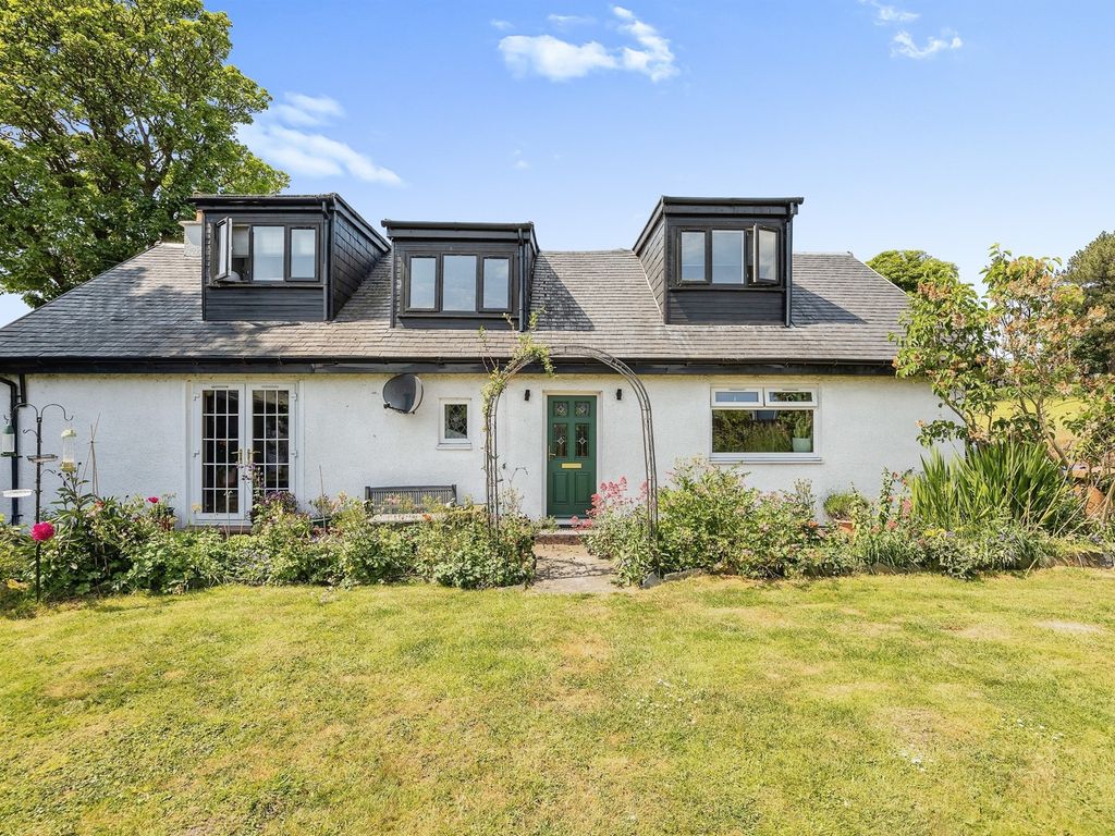 4 bed detached bungalow for sale in Haldane Terrace, Balloch