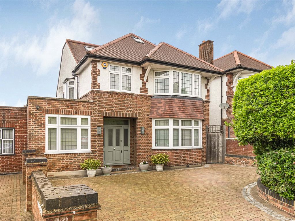5 bed detached house for sale in Powys Lane, London N14, £1,895,000