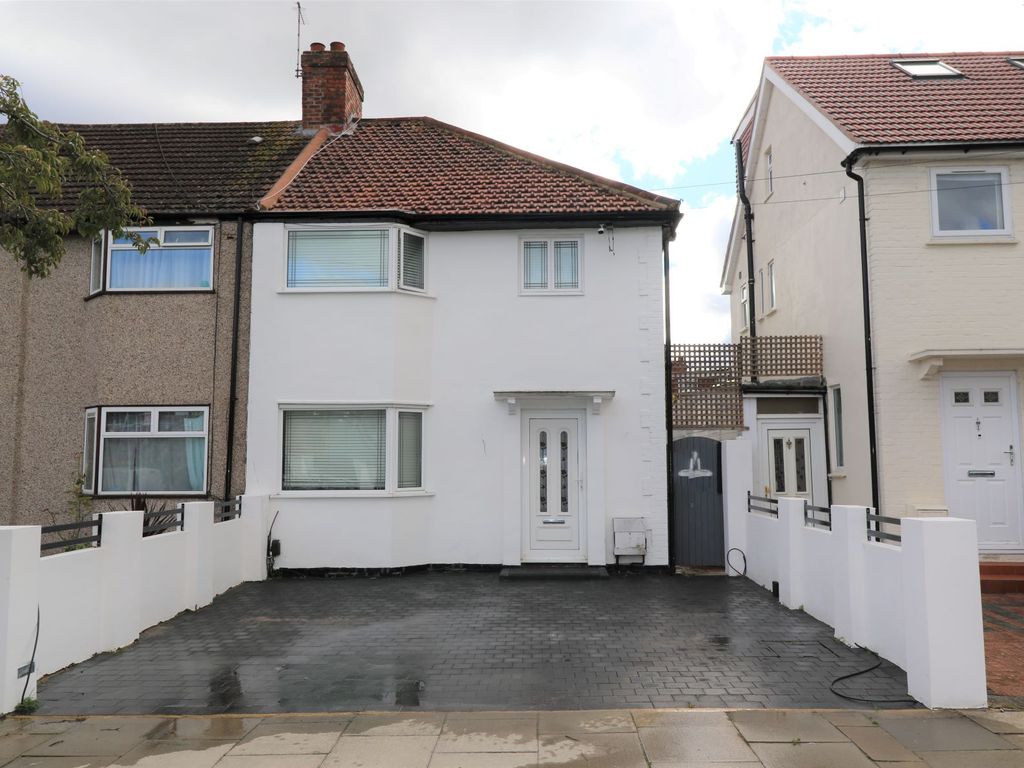 Highfield Road, London W3  