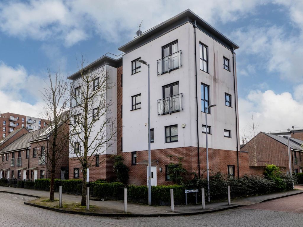 1 bed flat for sale in Broughton Lane, Salford M7, £115,000 Zoopla